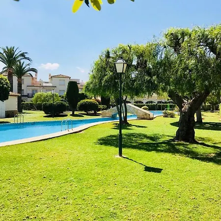 Apartment Bungavilla House In La Isla *